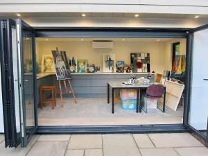 Garden artists studio with sink by Executive Garden Rooms