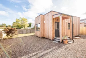 Holiday lodge in the garden by JML Garden Rooms