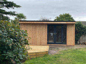 British Cedar clad garden room with store by Hargreaves Garden Spaces