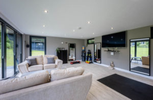 Multifunction home gym and sitting room in the garden
