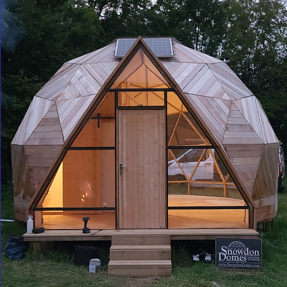 Timber geodesic garden room by Snowdon Domes