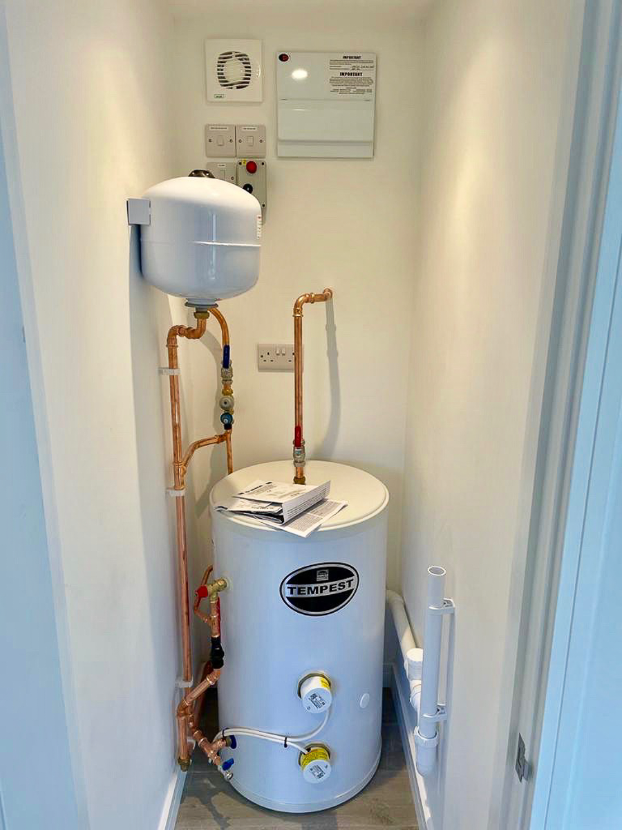 Executive Garden Rooms fitted a pressurised water system in the annexe
