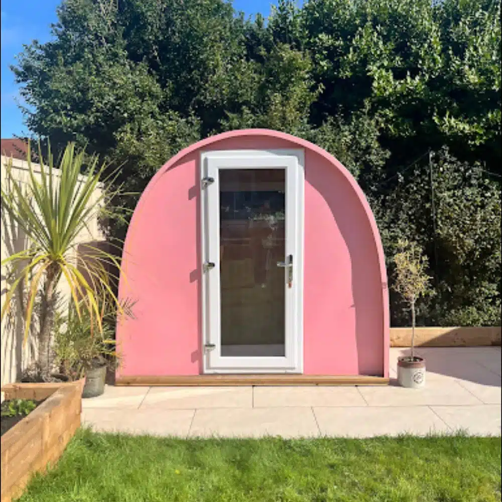 Example of a Hully Pods garden room