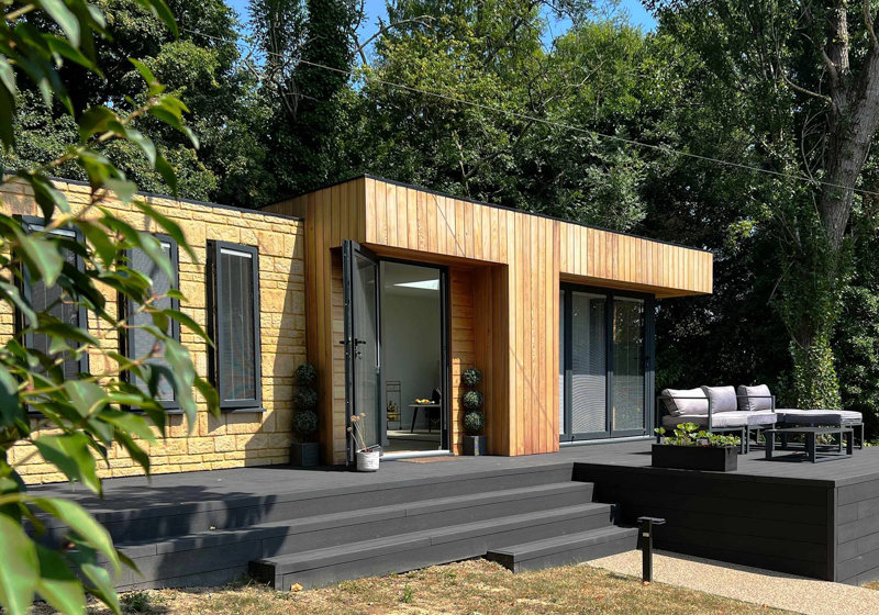 One bedroom annexe with Cedar and stone cladding