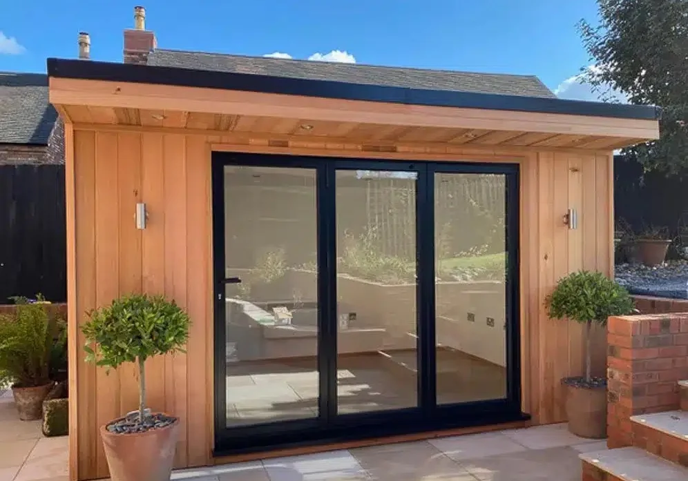 Example of the Crusoe Pad garden room