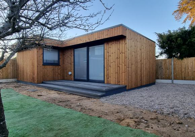 Bespoke L-shaped granny annexe by Annexe Spaces