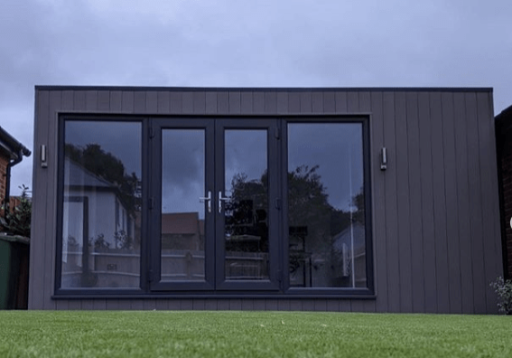 Modern Composite Garden Room by Modern Garden Rooms