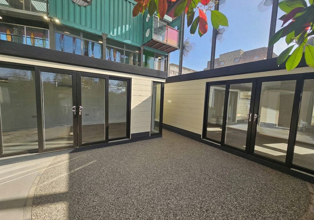 The two main rooms have a lovely indoor outdoor connection