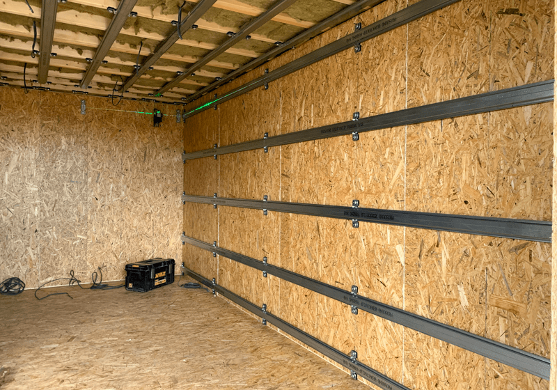 Soundproof garden studio with ReductoClips